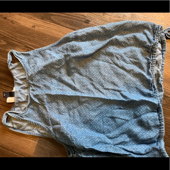 Tank top - Picture 1 of 1